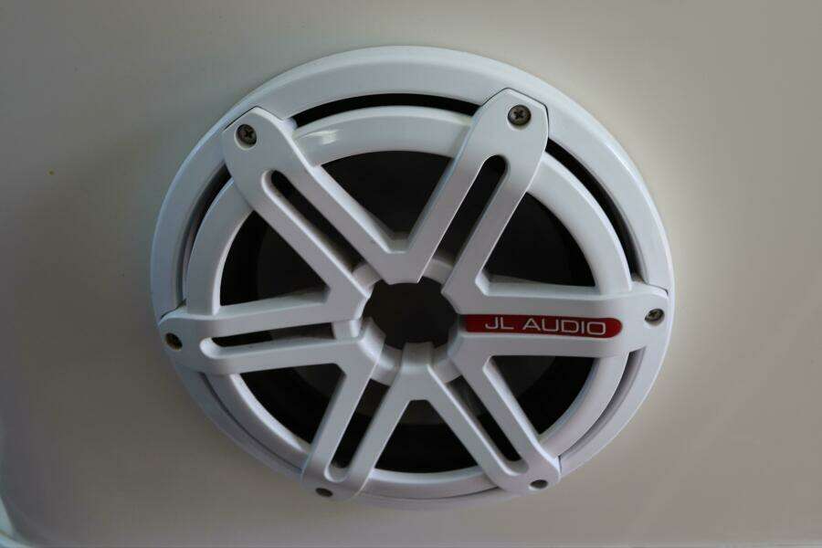 2004 Sea Ray 420 Sundancer