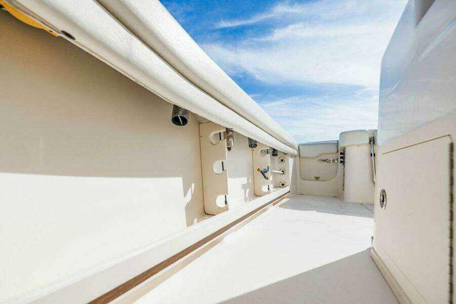 2016 Grady-White Canyon 336