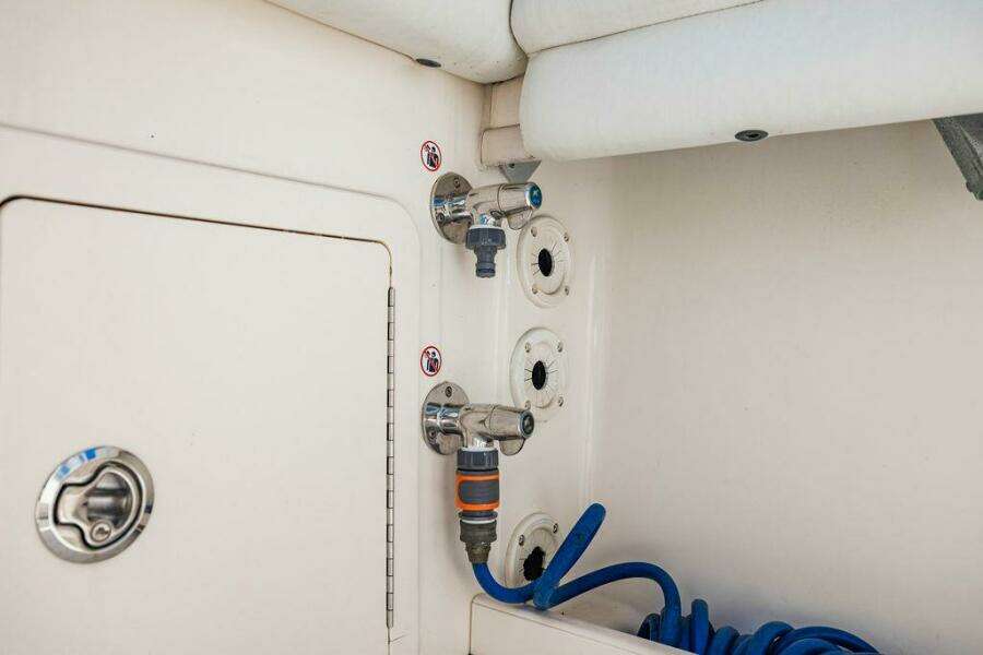 2016 Grady-White Canyon 336