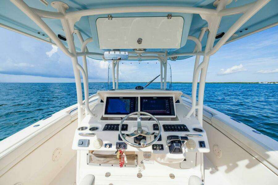 2016 Grady-White Canyon 336