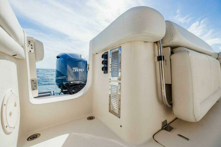 2016 Grady-White Canyon 336