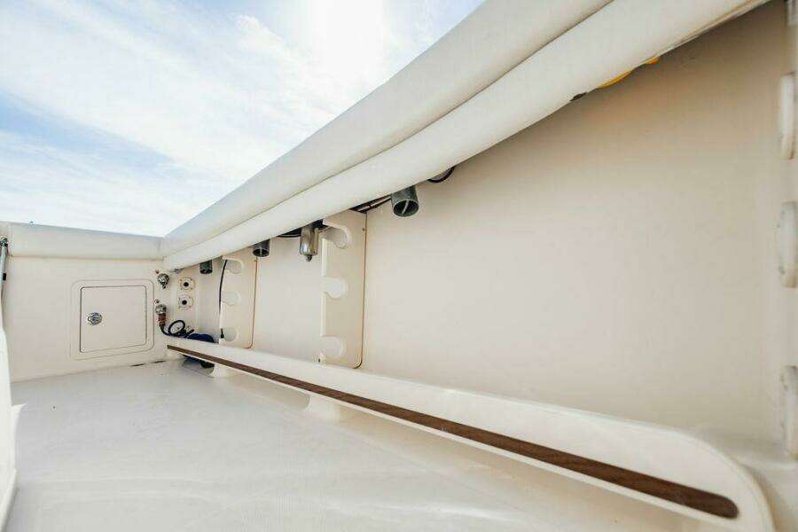 2016 Grady-White Canyon 336