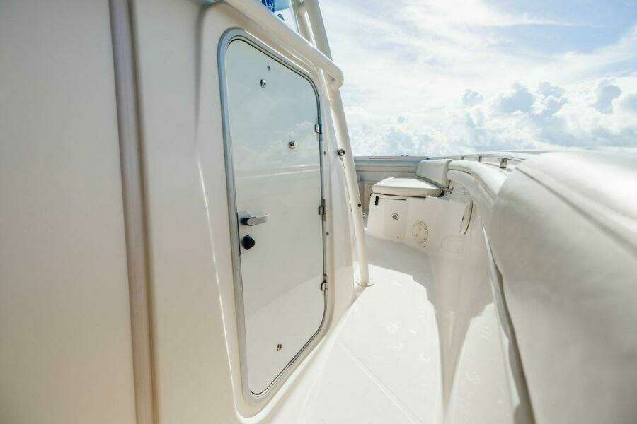 2016 Grady-White Canyon 336