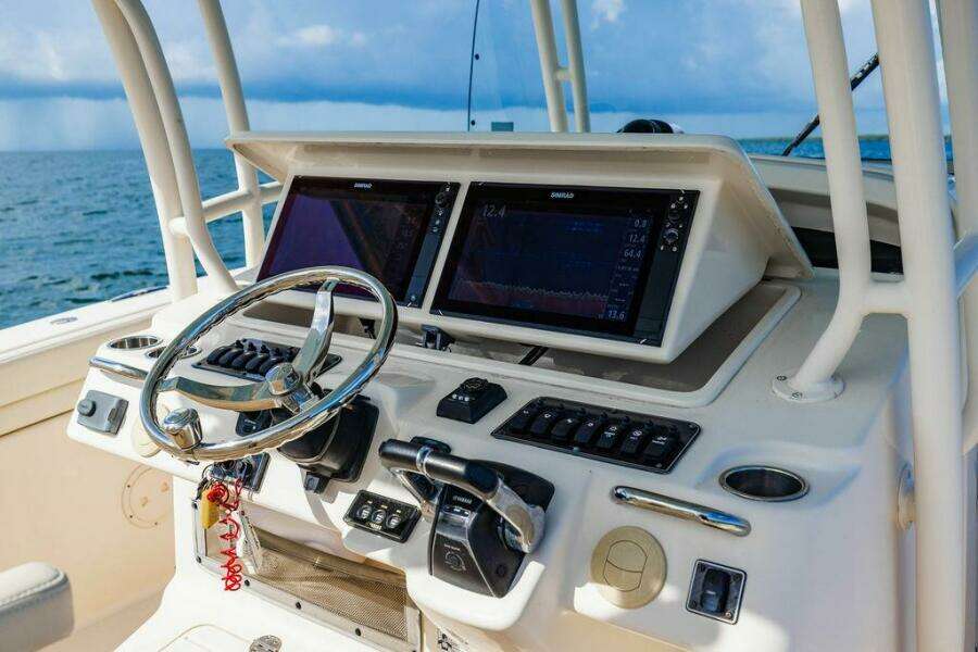 2016 Grady-White Canyon 336