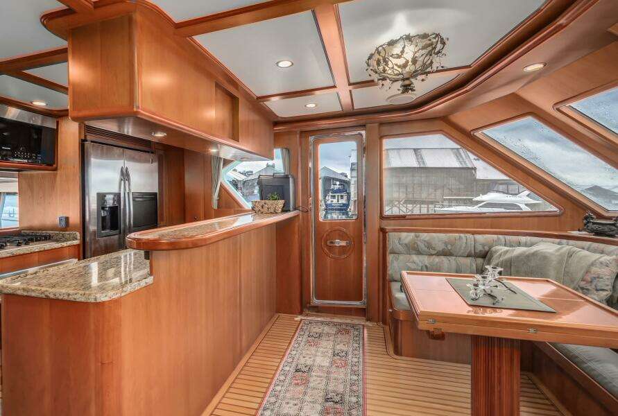 2005 President Skylounge