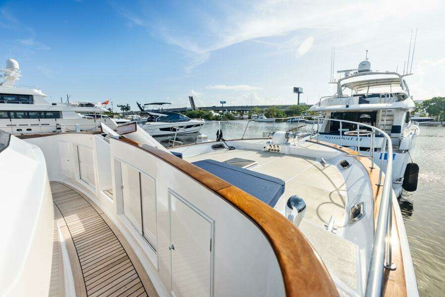 2005 Grand Banks 72 Aleutian RP