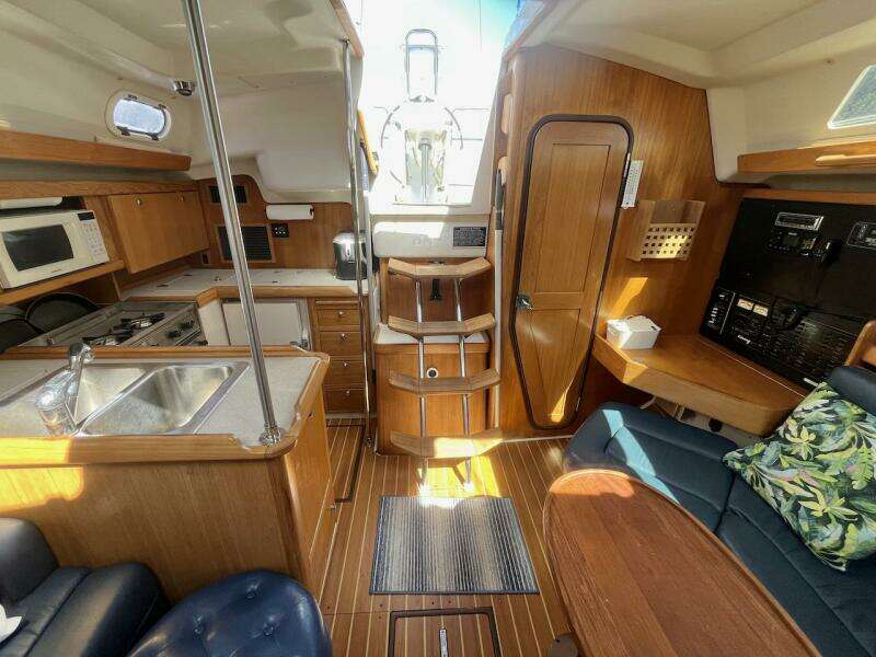 2003 Catalina 350