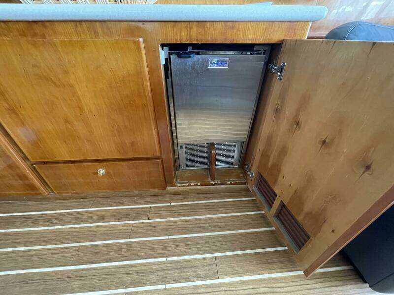 2002 Navigator 53 Classic