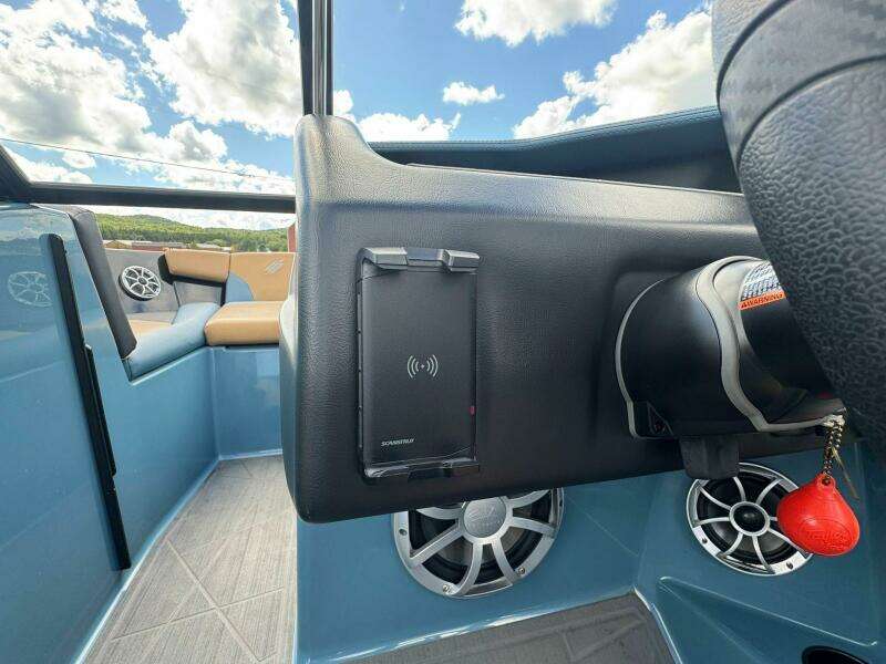 2020 ATX Surf Boats 24 Type S