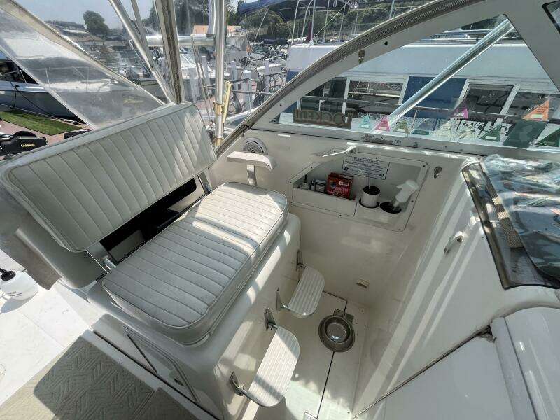 2001 Rampage Rampage 30 Express Open