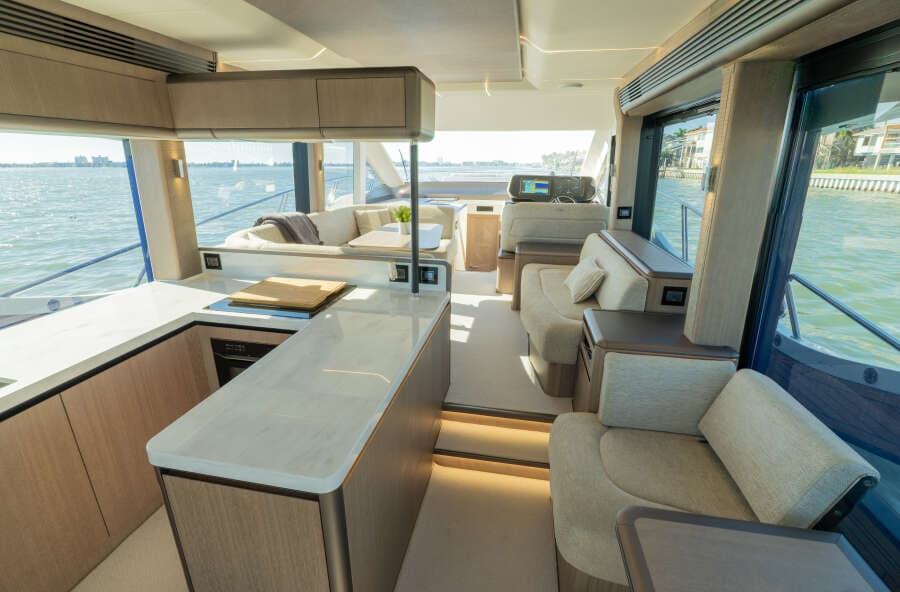 2024 Galeon 560 FLY
