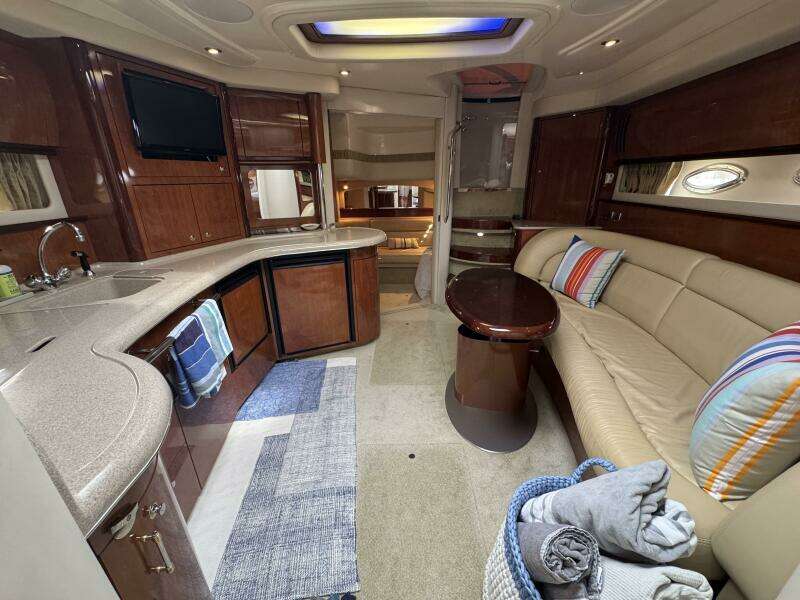 2003 Sea Ray 420 Sundancer