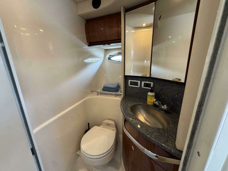 2003 Sea Ray 420 Sundancer