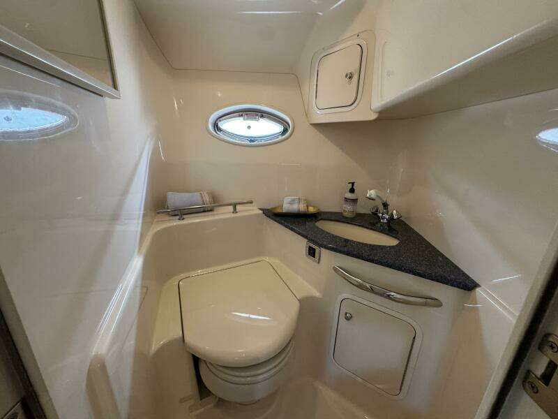 2003 Sea Ray 420 Sundancer