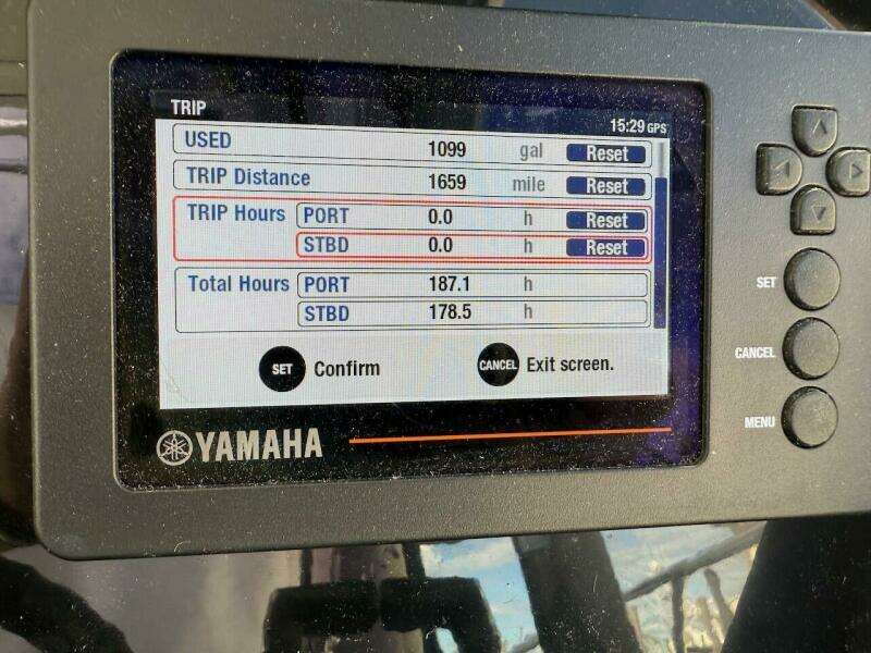 2021 Jeanneau NC 895