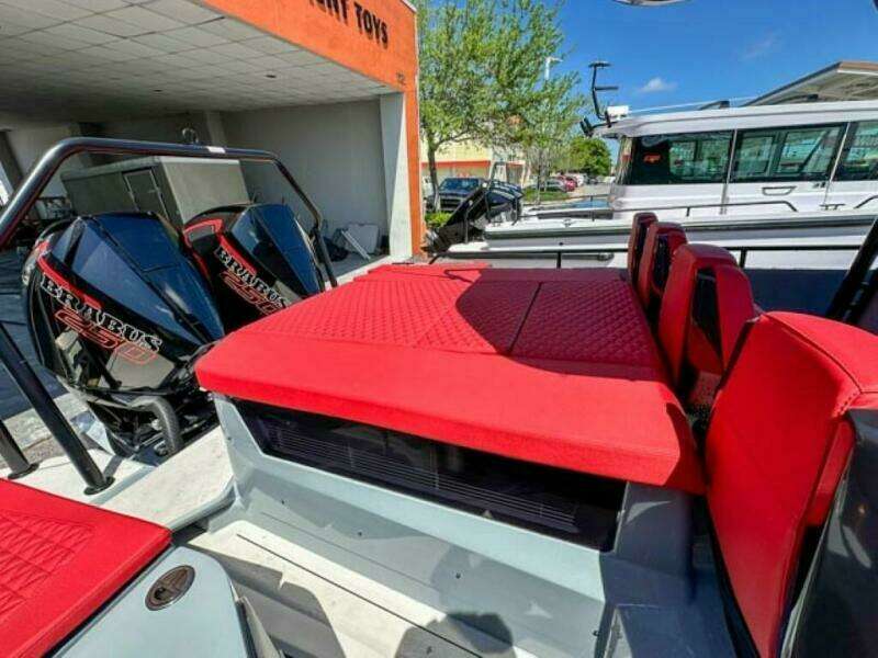 2023 Brabus Shadow 500