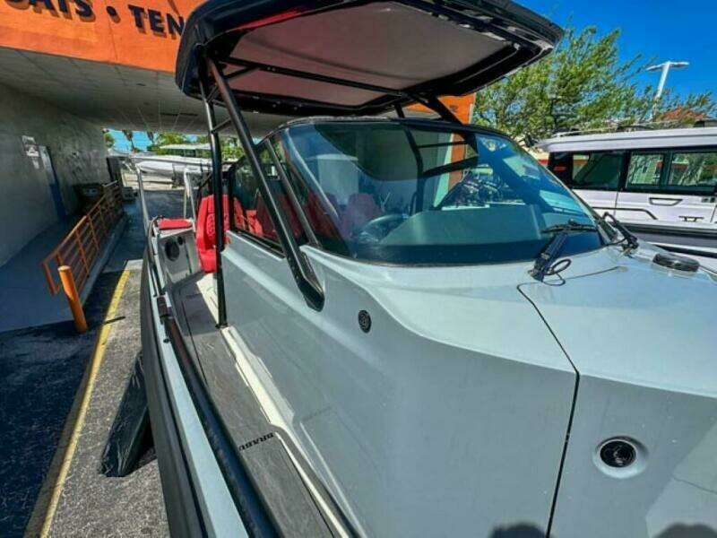 2023 Brabus Shadow 500