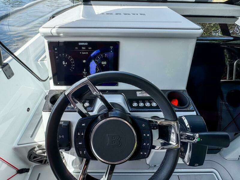 2023 Brabus SHADOW 300 CT