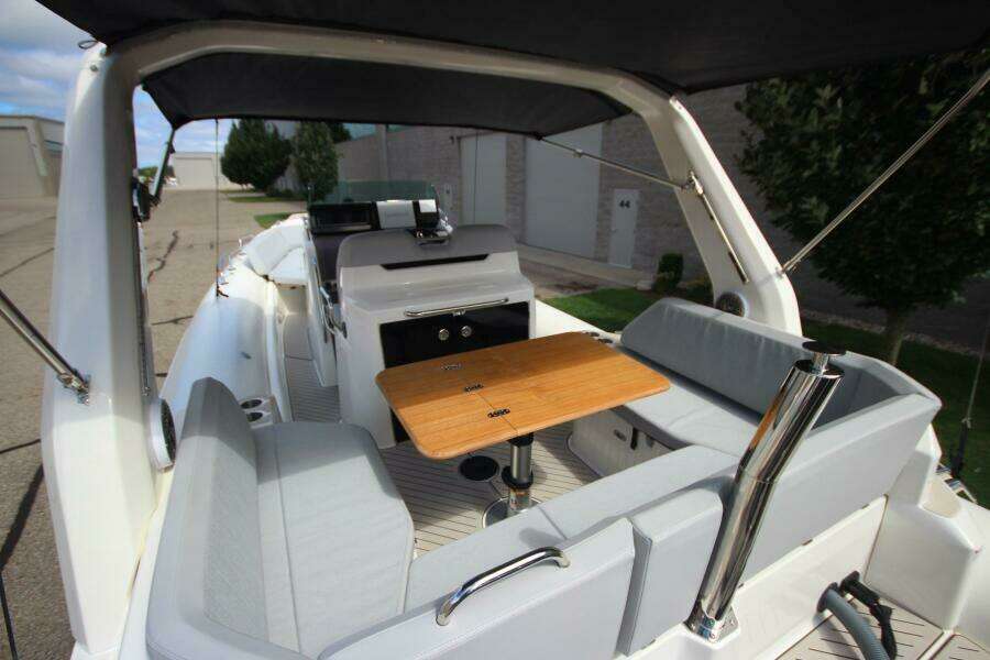 2024 Zodiac Medline 9 NEO