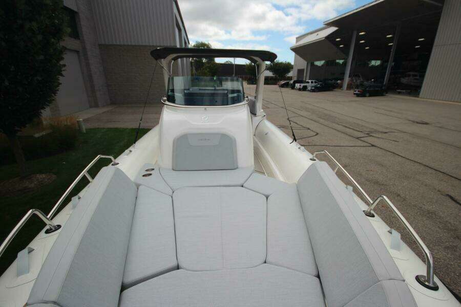 2024 Zodiac Medline 9 NEO