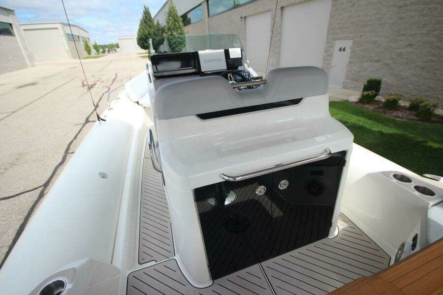 2024 Zodiac Medline 9 NEO