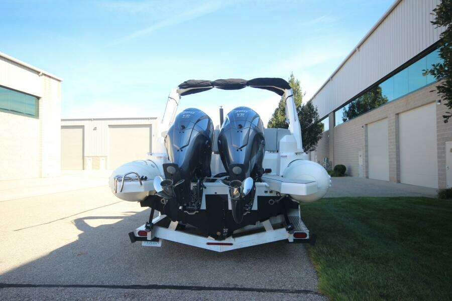 2024 Zodiac Medline 9 NEO