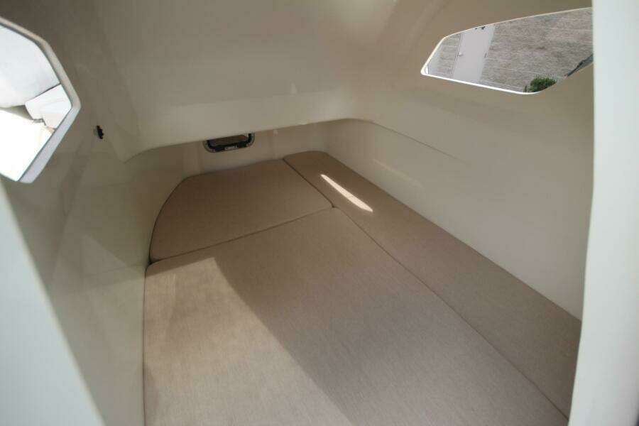 2024 Zodiac Medline 9 NEO