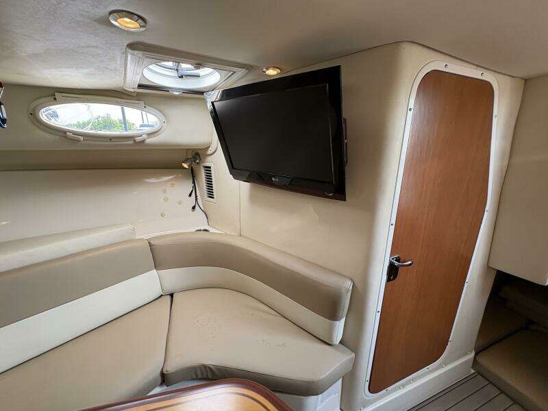 2009 Wellcraft 340 Coastal 