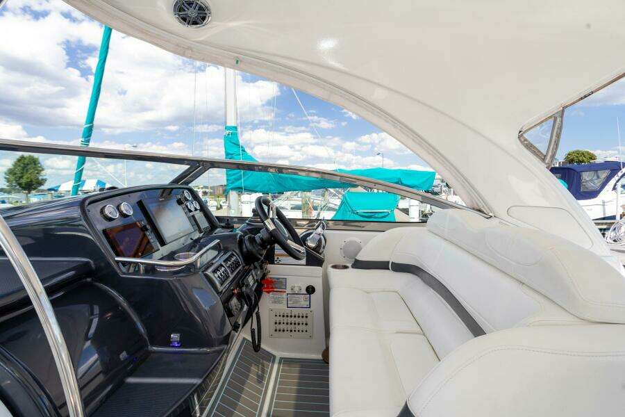 2018 Formula 37 Performance Cruiser