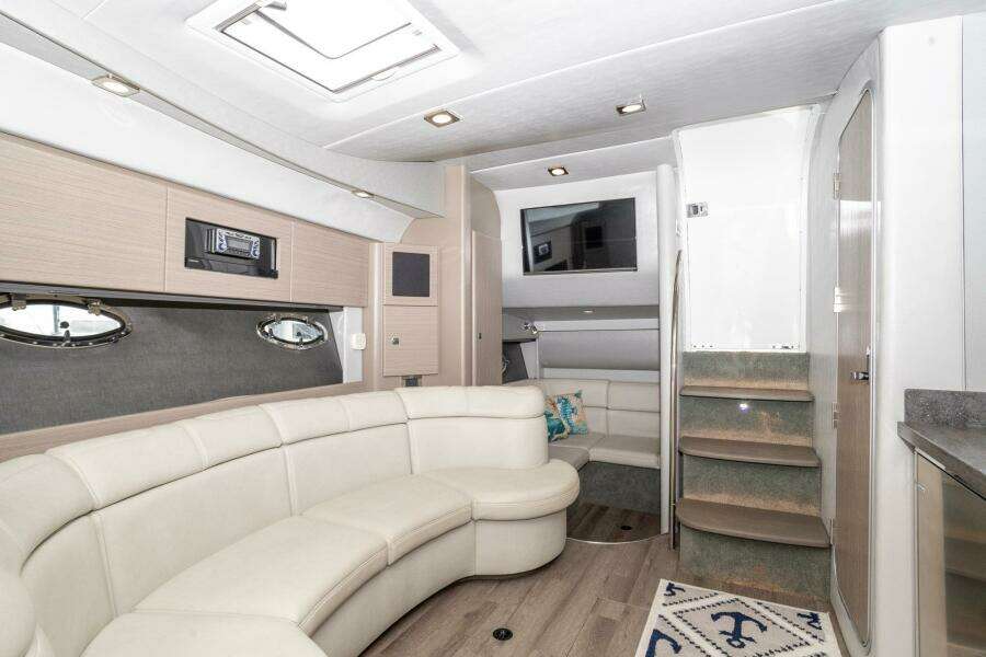 2018 Formula 37 Performance Cruiser