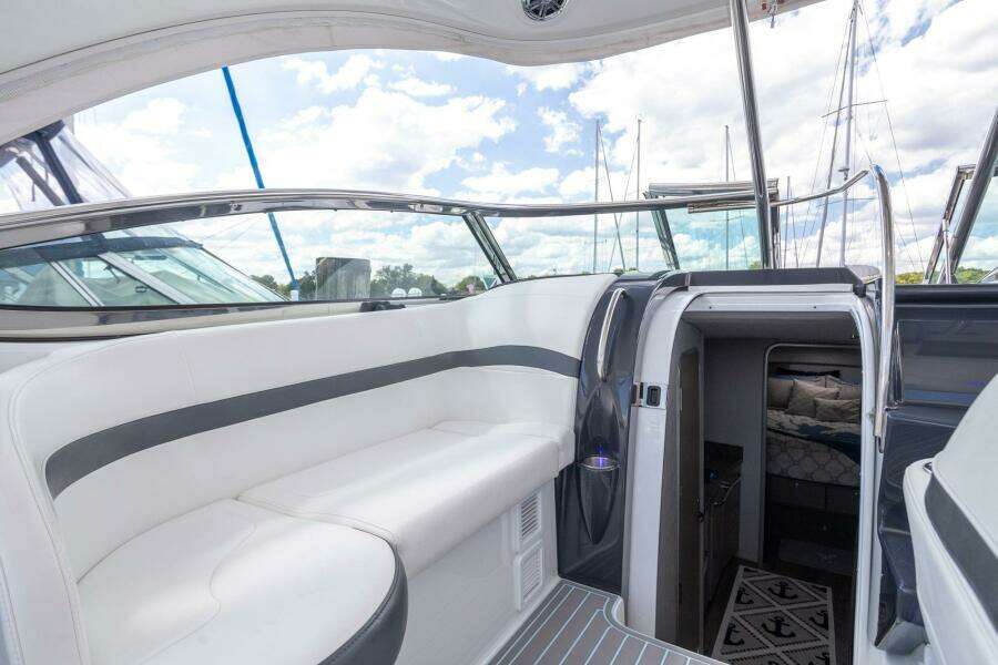 2018 Formula 37 Performance Cruiser