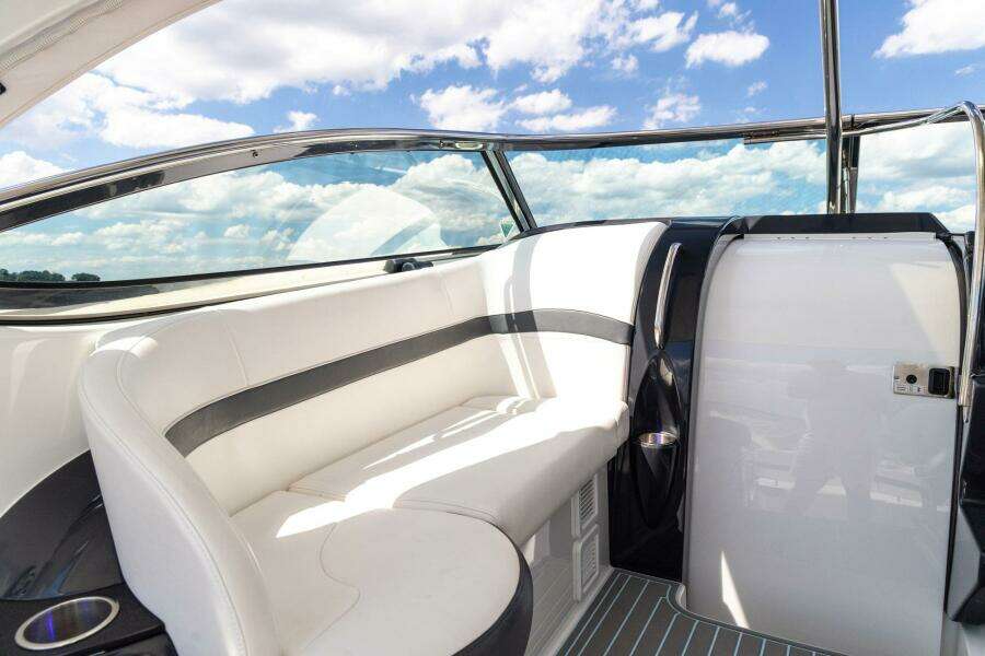 2018 Formula 37 Performance Cruiser