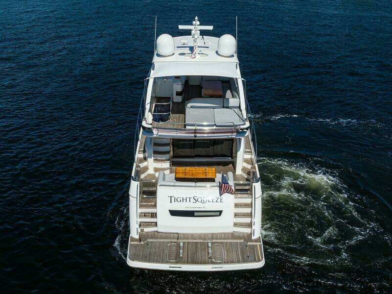 2016 Princess F64
