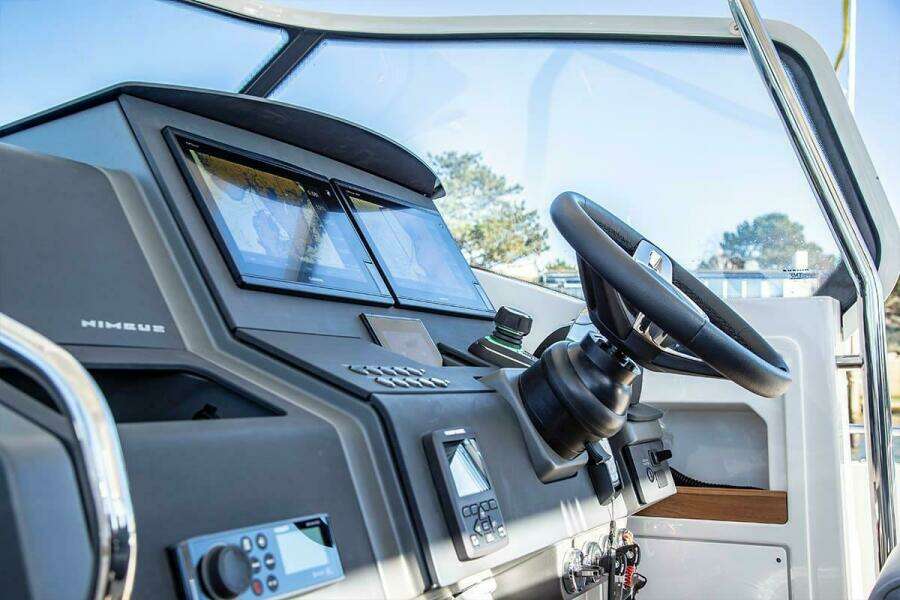 2025 Nimbus Tender 11