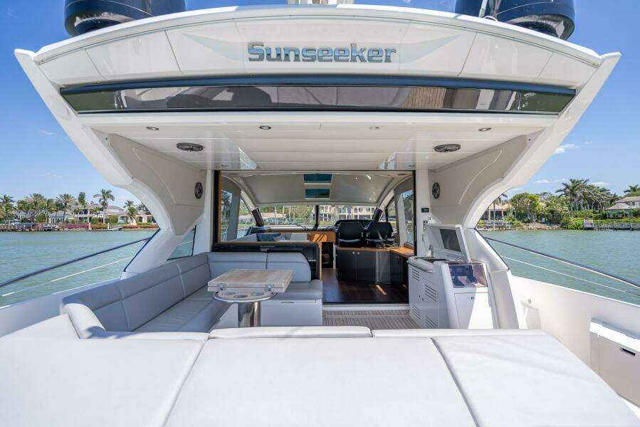 2018 Sunseeker Predator 57