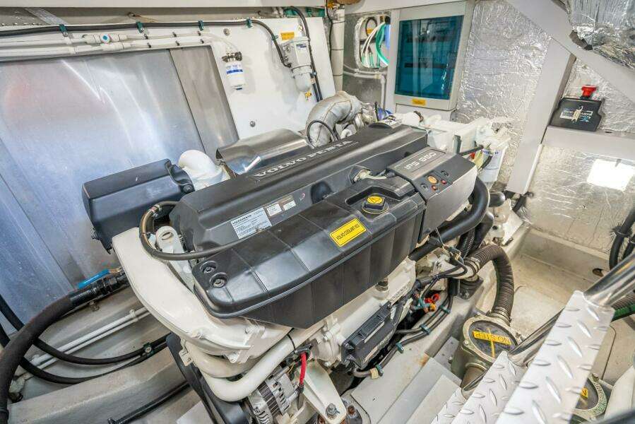 2018 Sunseeker Predator 57