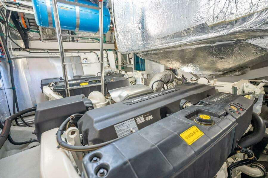 2018 Sunseeker Predator 57