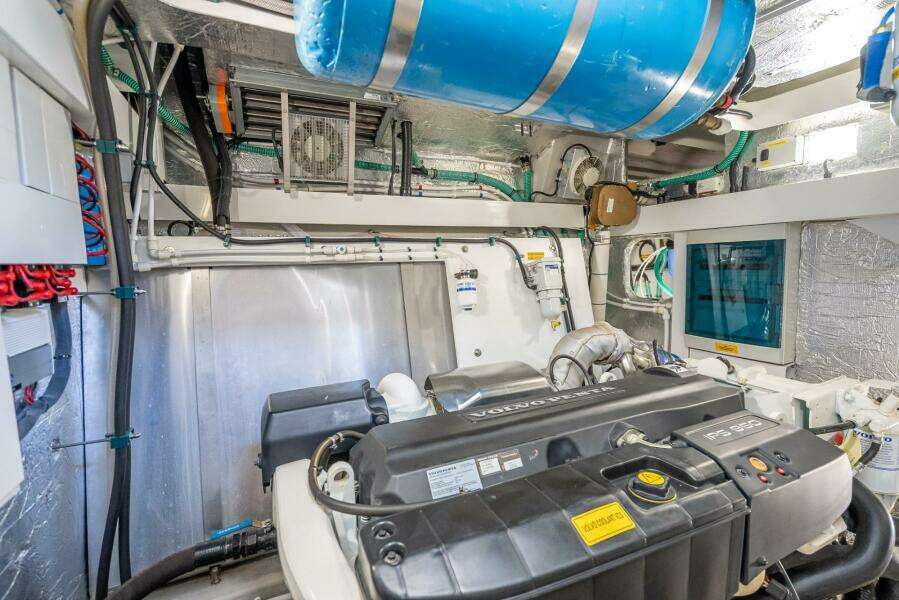 2018 Sunseeker Predator 57