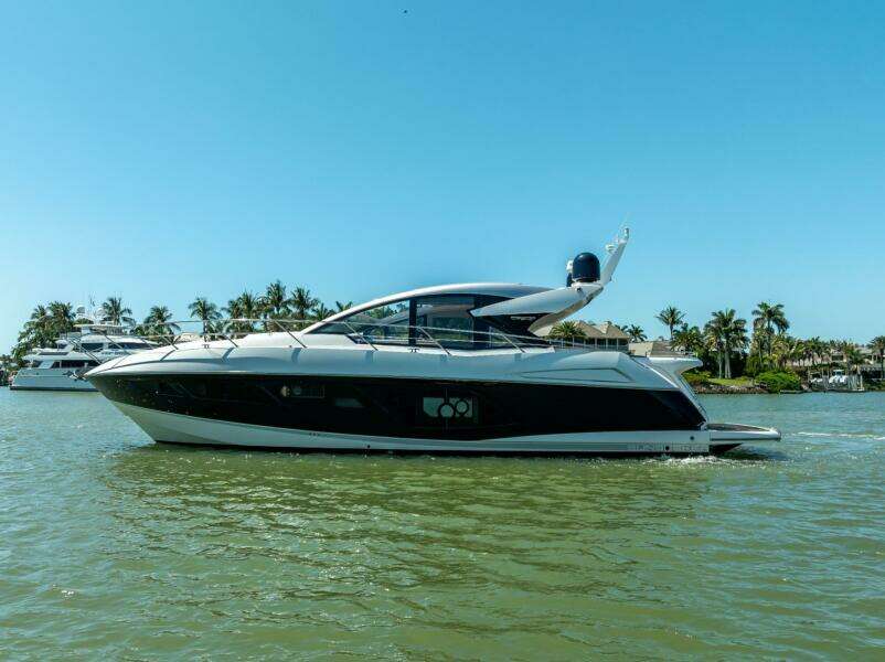 2018 Sunseeker Predator 57