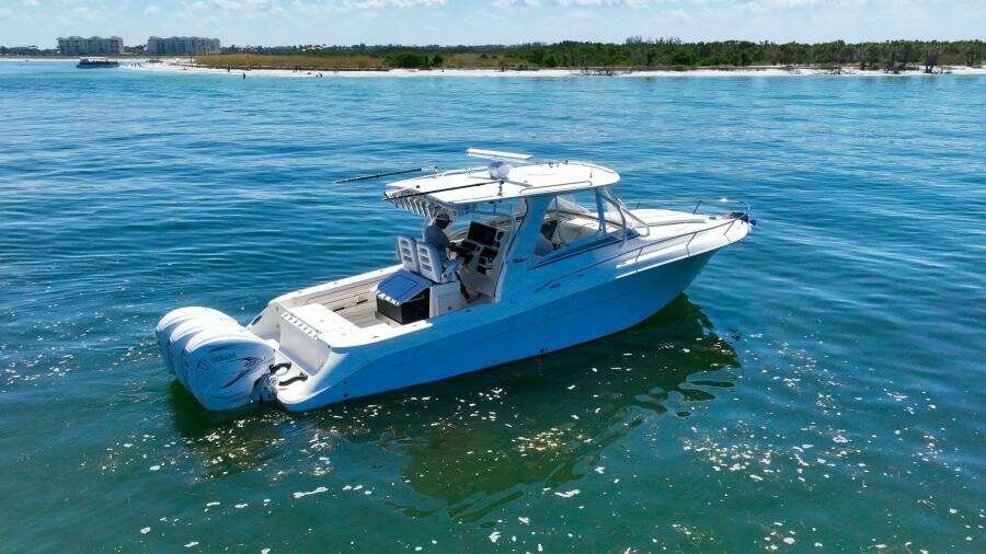 2008 Hydra-Sports 3500 VX Repowered