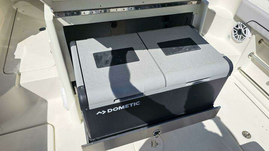 2008 Hydra-Sports 3500 VX Repowered