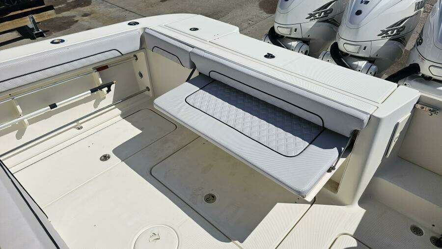 2008 Hydra-Sports 3500 VX Repowered