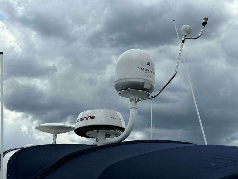 2007 Sea Ray 320 Sundancer