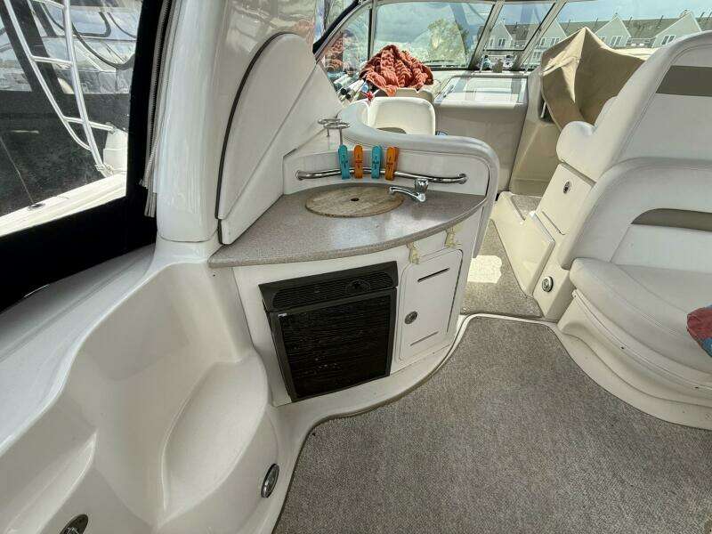 2007 Sea Ray 320 Sundancer