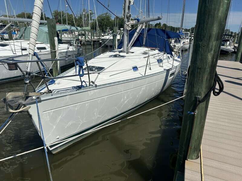 1999 Beneteau 