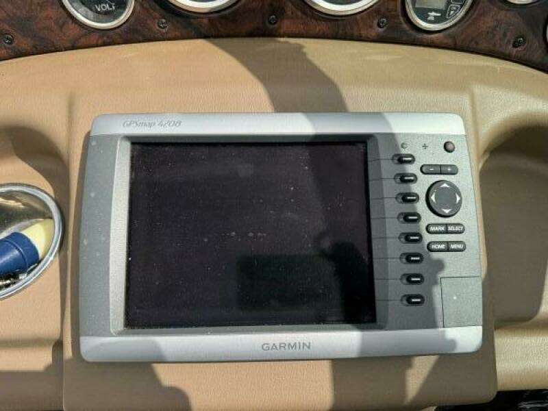 2011 Crownline 264 CR