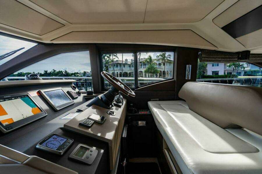 2015 Azimut Fly 50