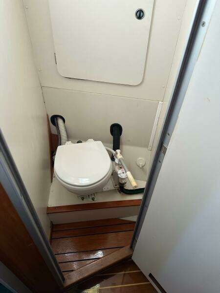 1997 Catalina Morgan 38