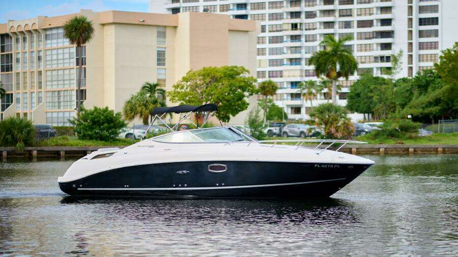 2011 Sea Ray 260 Sundancer