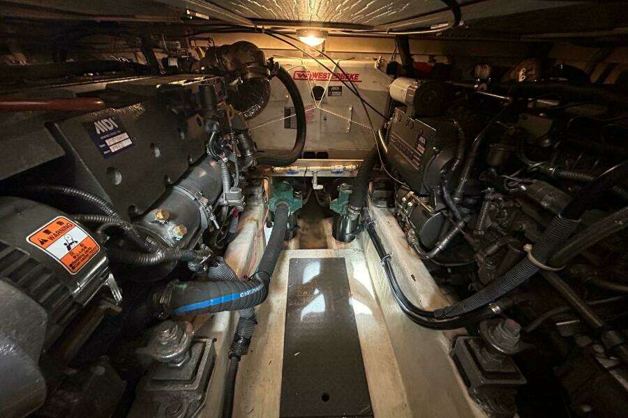 2004 Sabre 36 Flybridge